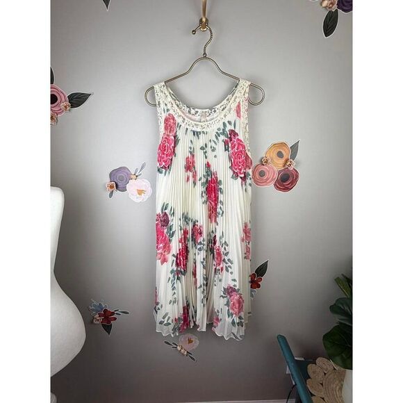 Free People Accordion Pleat Chiffon Trapeze Dress - Size - Large - Picture 1 of 6